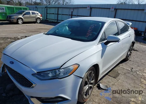 2017 Ford Fusion S z USA, uszkodzony, nr VIN 3FA6P0G75HR189089